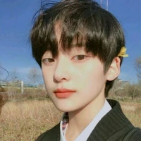 อเล็กซ์(พี่ชาย พ.น)