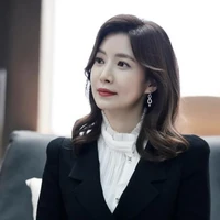 เอลิน : แม่นายเอก
