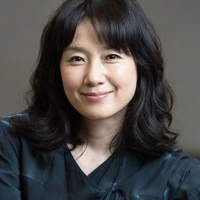 Sra jeon/mãe do JK 