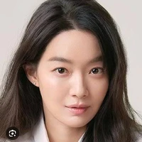 Shin Min Ah *tae and Jisoo