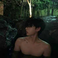คิม//เพื่อนพ.อทั้งสาม