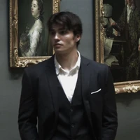 ( ml)Alex Romano