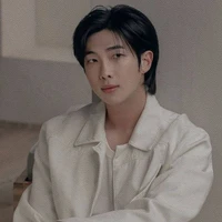 kim namjoon(E)