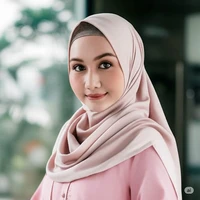 Emak Liinasari ( ibu Juleha)