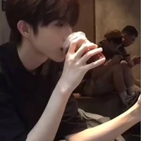 เฮนรี่｡⁠*⁠♡