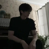 เดวิน(พี่ชายนางเอก)