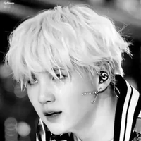 MIN YOONGI/SUGA