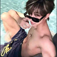 ธีร์(หนุ่มฮอต)🔥