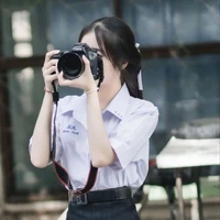 พลอย
