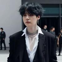 Kim Min Yongi/Suga《T.B.A.》