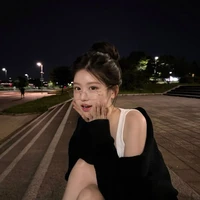 ควีน แม่บ้าน