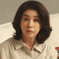 Maya ibu tiri bila