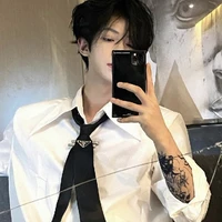 เซเว่น (น.อ.)
