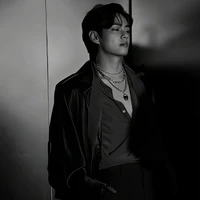 Kim Taehyung *ML* *E*