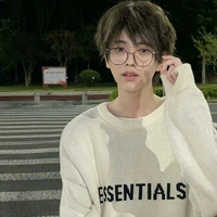 ไิอนะ(เพื่อนนายเอก)