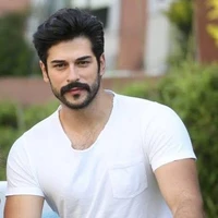 Raj Malhotra ( Ml father )