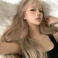 เอวี่
