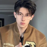 ดีแลนท์🐺° [บอดี้การ์ด+มือซ้าย]