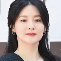 Miss yue( lady servant)