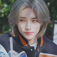 hwang hyunjin 🥟
