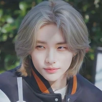 Hyunjin (omega) 