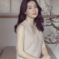 ทิชา  แม่ของคุณชายทั้งสาม