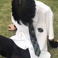 บัส(เพื่อนพ.อ+รองประธานนักเรียน)