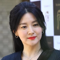 Meï(mère de sheng)