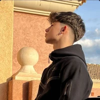 𝒴𝓊𝓇𝒾