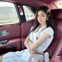 ไอซ์ (พี่สาว น.อ)