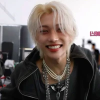 °•● Felix ●•°