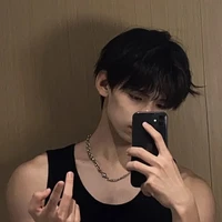 ธีร์[พระเอก]