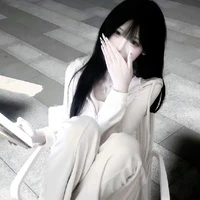 คินนี่ (เพื่อนแบม+สาววาย)