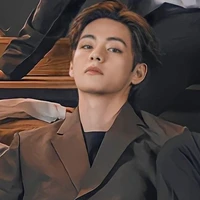 Taehyung *Alfa Dominante*