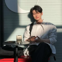 MR Lee