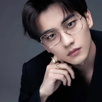 อาหลง