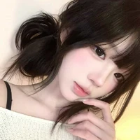 อันดา: เพื่อนน.อ ช่างแต่งหน้าประจำห้อง