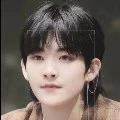 ชอบชมพู่(กอล์ฟ)