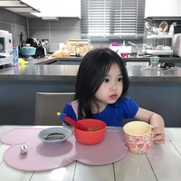 นาเดีย ลูก นอ.