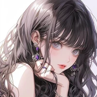 โคลอี้ (น้องสาวคนละแม่/นางร้าย)
