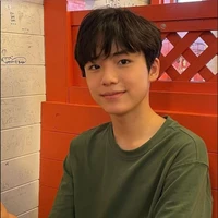Bae (Hermano de Kael Jinhyuk) A