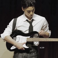ธนิน พ่อนอ.
