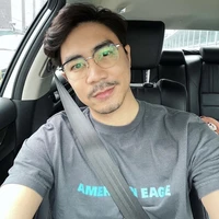 Faisal Azhar Prihadi ( Ayah / Lurah )