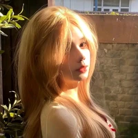 พลอย