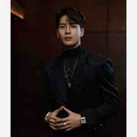 คุณอลัน ( พ่อของ พอ )