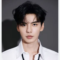 เคน💫(พี่กลาง)