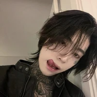 𝗓𝗎𝗋𝗂𝖾𝗅🖤
