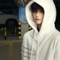 ไนท์[รุ้นน้องนอ.]