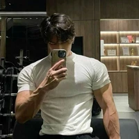 โรมัน (มือขวาพอ.)