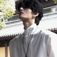 ไนท์(น.อ)